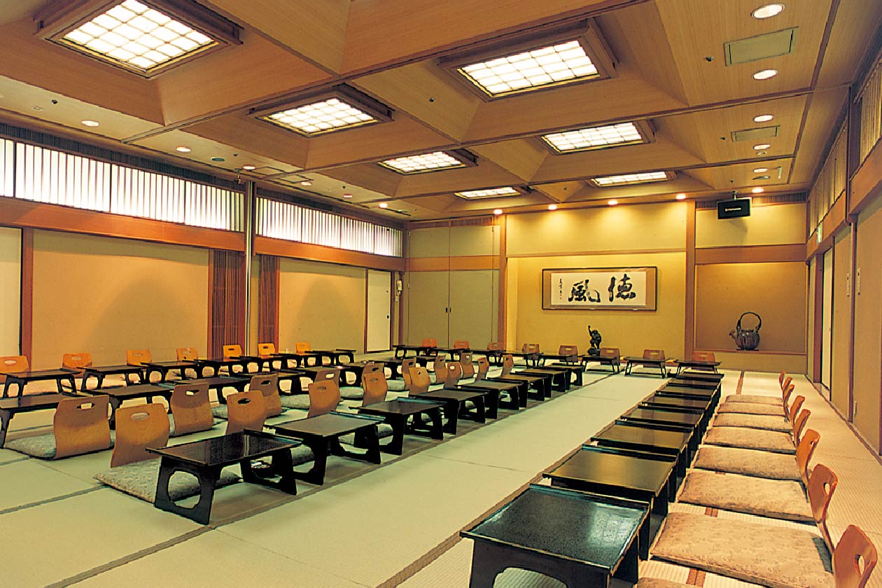 Medium-sized Banquet Hall Fuji